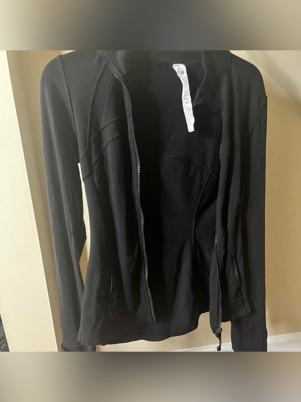 NWOT Lululemon Define luon jacket size 4